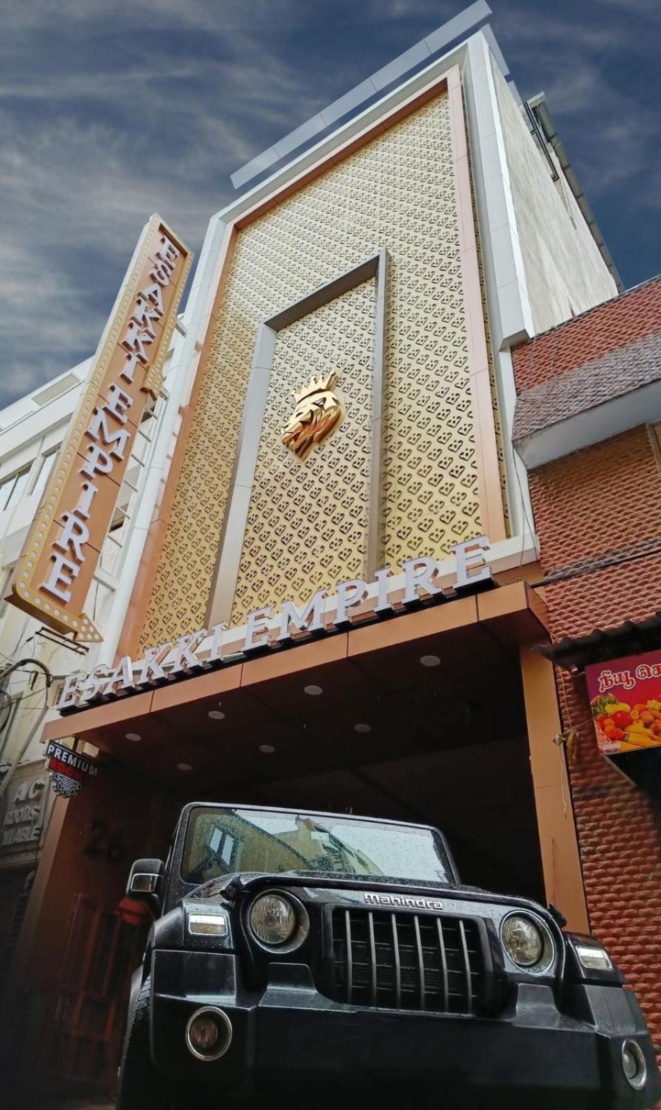 Esakki Empire Hotel Chennai Exterior photo