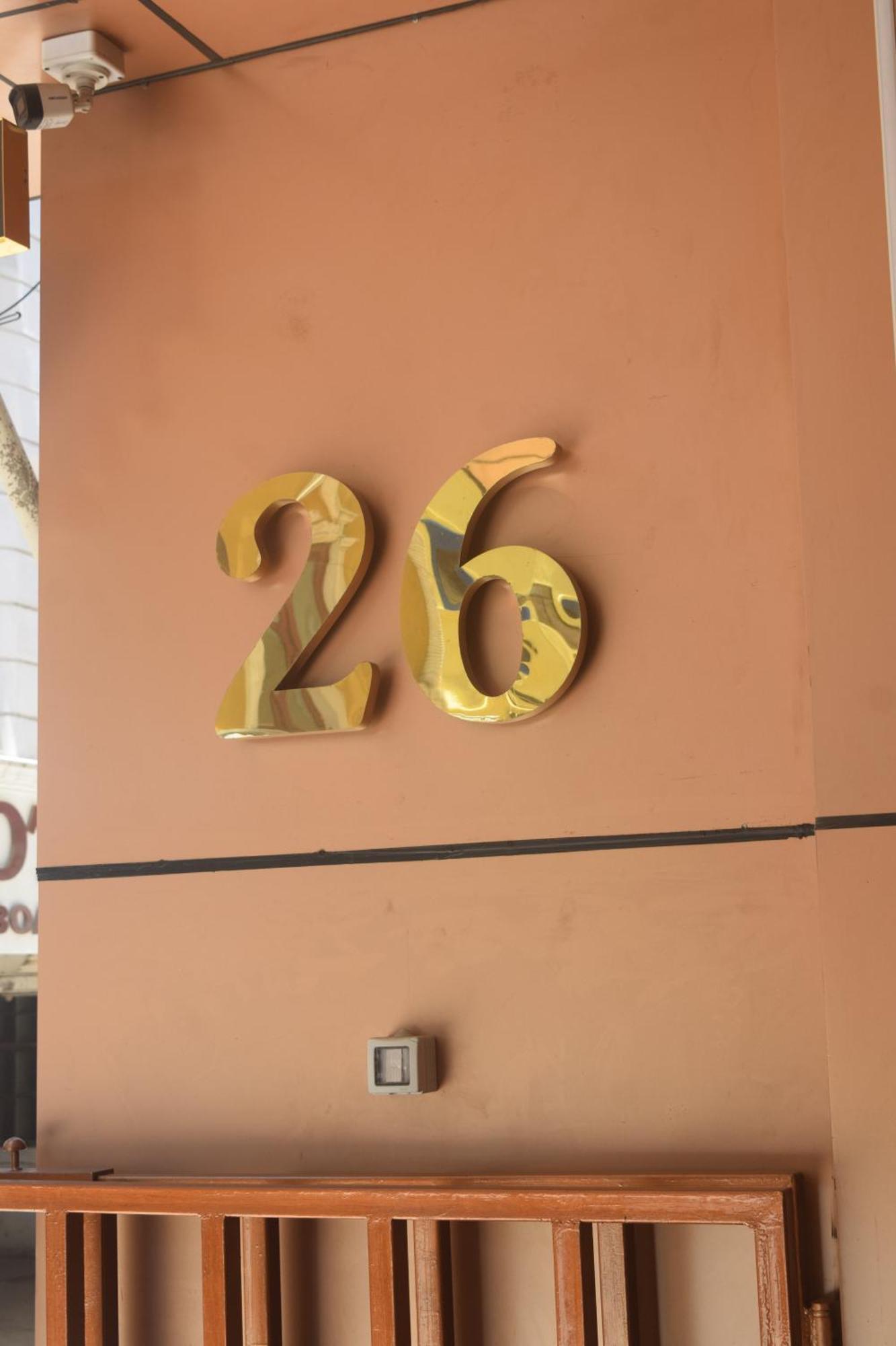 Esakki Empire Hotel Chennai Exterior photo